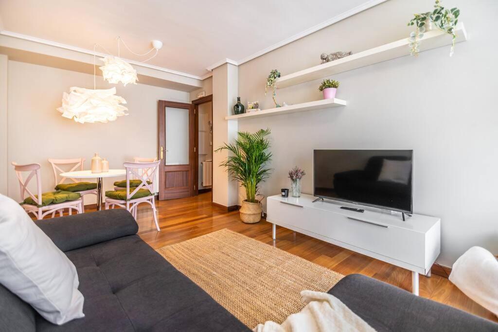 Piso De Diseno En El Casco Antiguo Apartment Castro Urdiales Ngoại thất bức ảnh